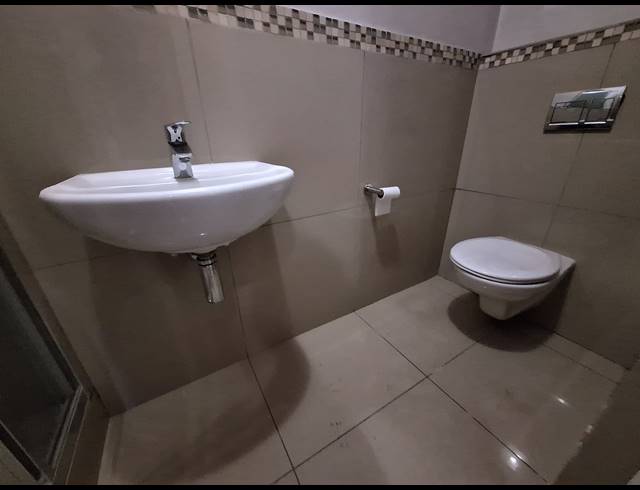 2 BEDROOM APARTMENT TO LET IN UMHLANGA RIDGE
